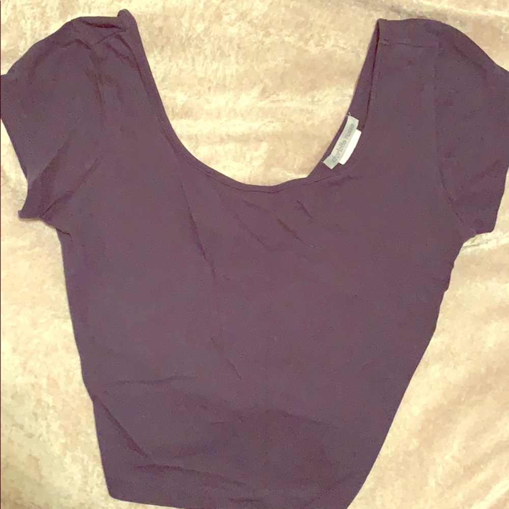 Cropped tee
